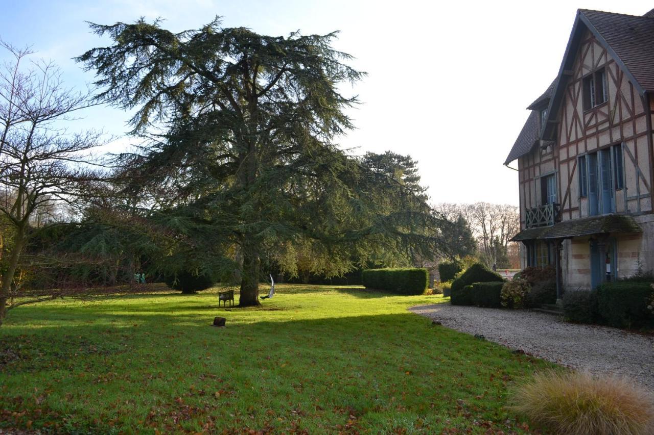Manoir De Graincourt Hotel Derchigny Bagian luar foto