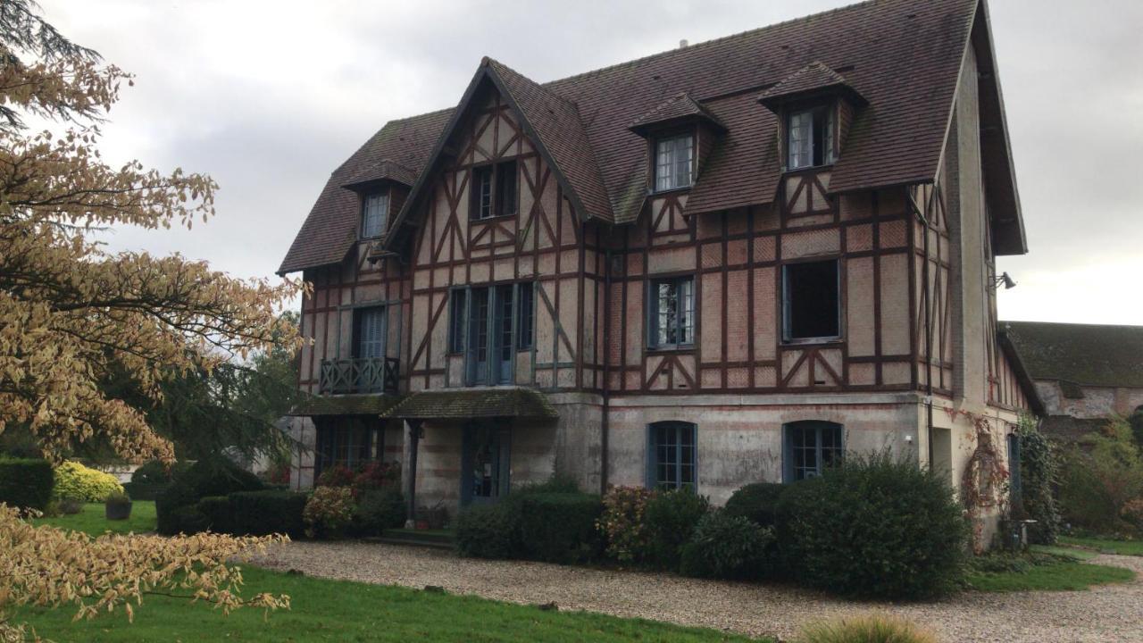 Manoir De Graincourt Hotel Derchigny Bagian luar foto